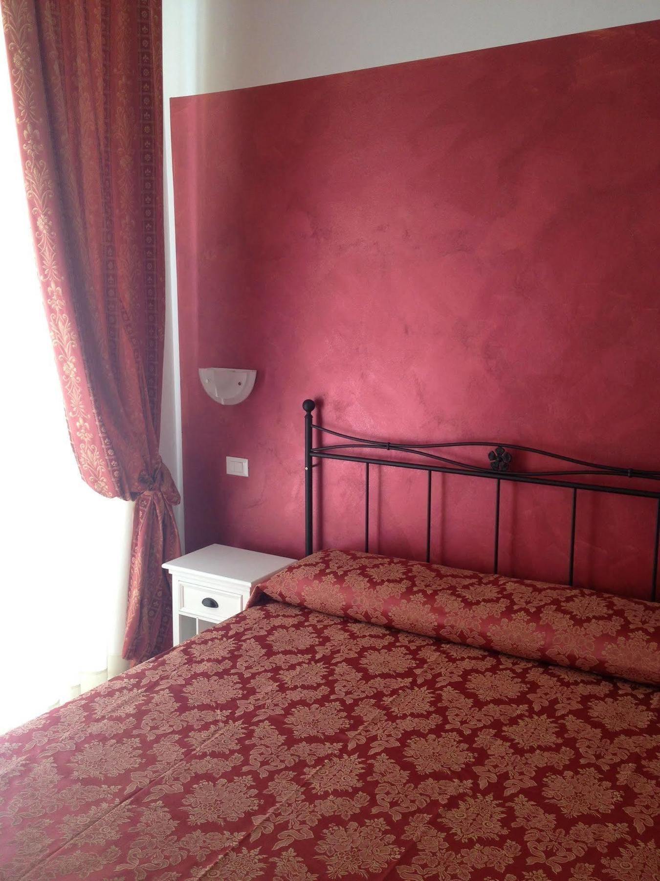 Alangia Inn Rzym Zewnętrze zdjęcie